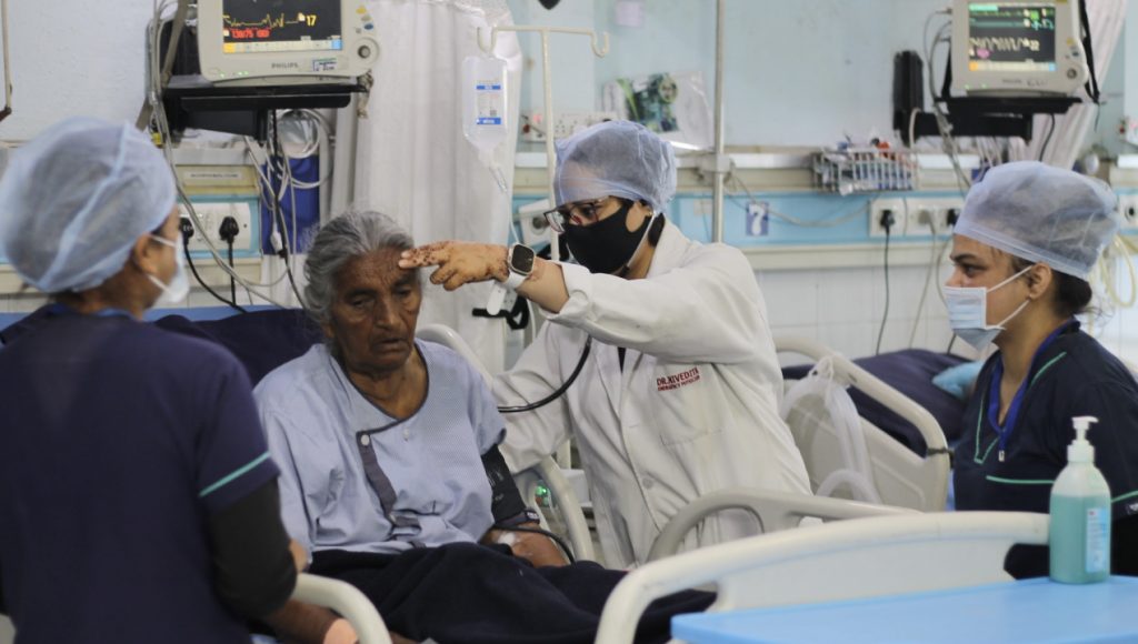 Raja Hospital Nurses with Patient